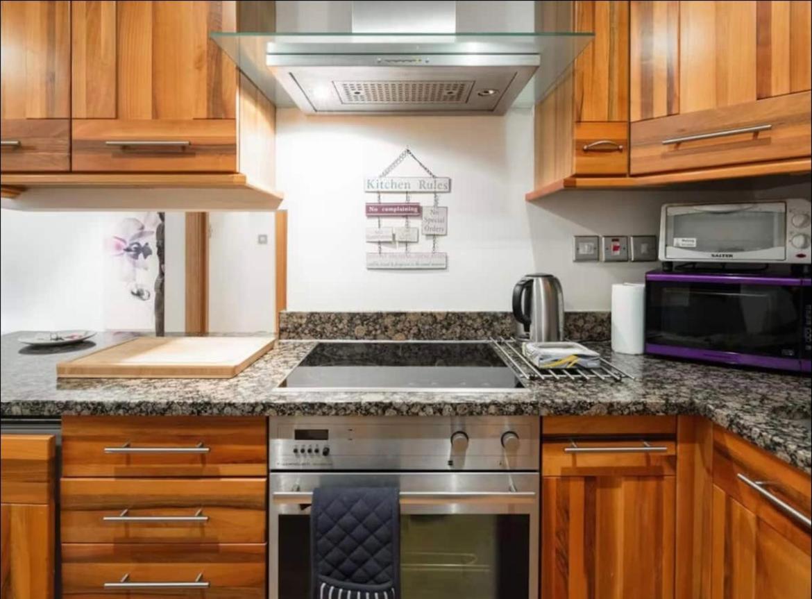 Kensington Luxury Apartments Лондон Екстер'єр фото